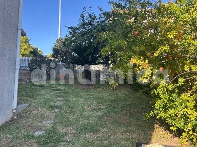 Arrendamento de moradia em banda na Rua Fontes Pereira de Melo