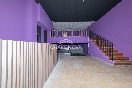 Bar, snack bar para trespasse na Rua de Adolfo Casais Monteiro