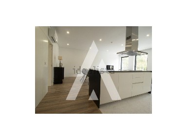Arrendamento de apartamento T2 na Avenida Afonso Henriques, 37