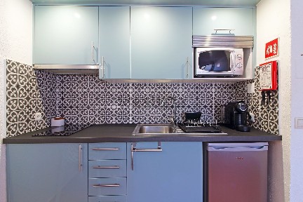 Apartamento T0 à venda na Rua Vasco Santana, 110