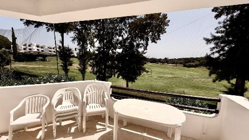 Apartamento T2 à venda em Balaia Golf Village