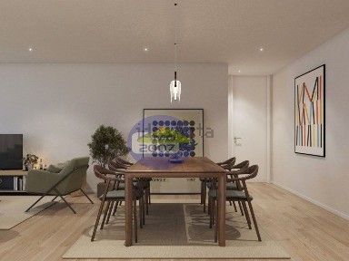 Apartamento T3 à venda em Argoncilhe