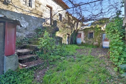 Herdade à venda na Rua de Bastuco s/n