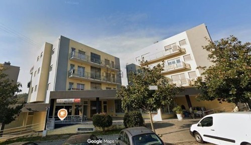 Apartamento T2 à venda na Rua Joaquim Burmester