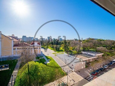Arrendamento de escritório no Bairro Azul - Parque Eduardo VII