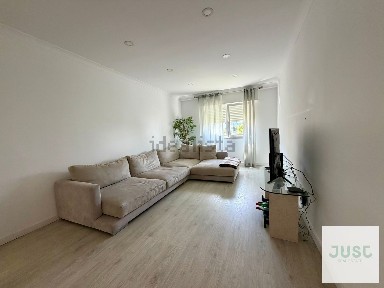 Apartamento T3 à venda na Quinta de São João, 1