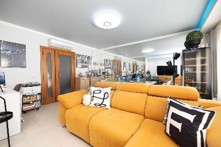 Apartamento T3 à venda na Praça da Concórdia