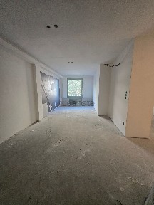 Apartamento T1 à venda na Rua Conde Alto Mearim