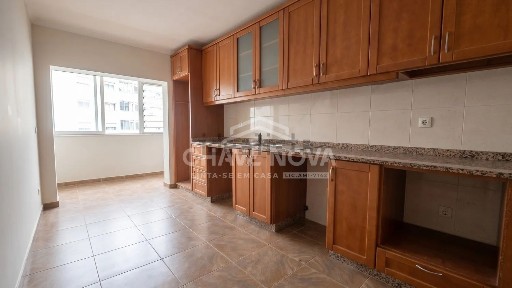 Apartamento T3 à venda na Rua de Vila d'Este