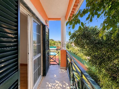 Arrendamento de apartamento T3 na Rua Ramos
