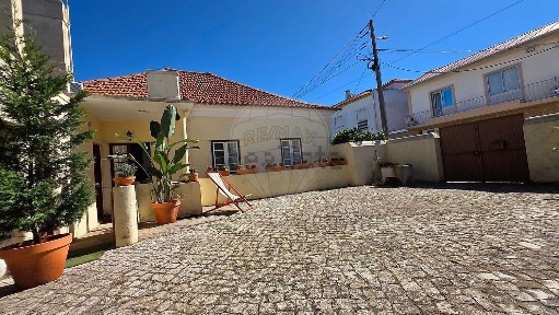 Moradia independente à venda em Cela