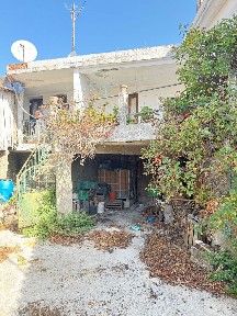 Moradia em banda à venda na Avenida do Santuário