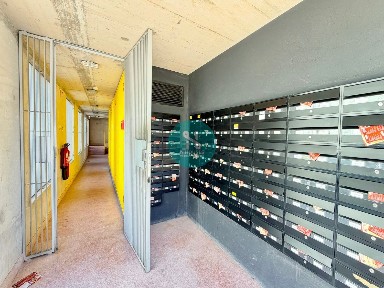 Apartamento T3 à venda na Rua 25 de Novembro de 1975