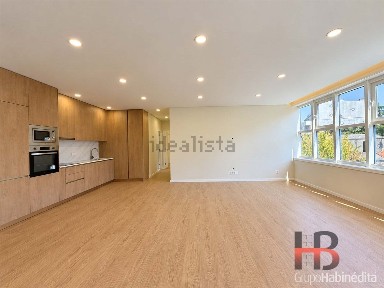 Apartamento T3 à venda no Centro de Gondomar