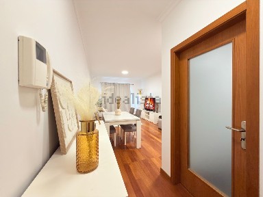 Apartamento T1 à venda na Estrada do Garajau, 71