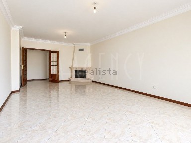 Apartamento T2 à venda na Algueirão-Velho - Baratã - Casal da Mata