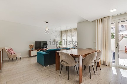 Apartamento T2 à venda na Infantado