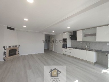 Apartamento T4 à venda na Cruz de Pau