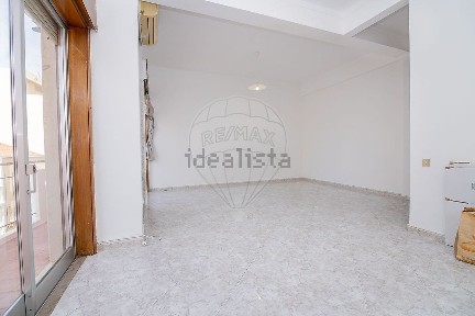 Apartamento T1 à venda na Rua Francisco Barreto