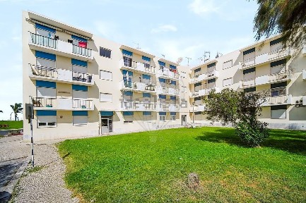 Apartamento T2 à venda no Centro do Montijo