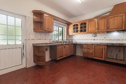 Quinta do Conde, Centro da Quinta do Conde, Rua Rio Tua, 173 a