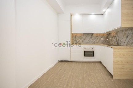 Apartamento T1 à venda na Rua Serra da Arrábida s/n