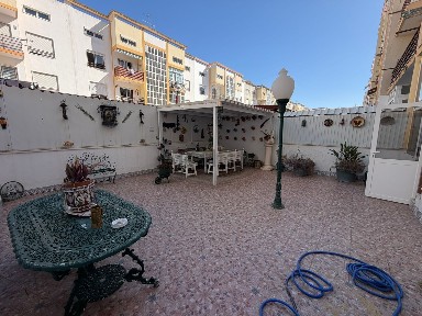 Apartamento T2 à venda na Rua Hugo Casaes