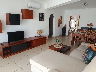 Arrendamento T2 em Armação de pêra