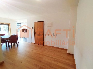 Arrendamento de apartamento T1 na São João - Asprela - Telheiro
