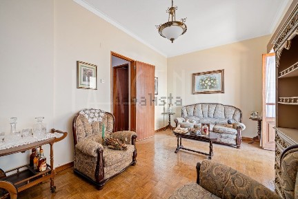 Apartamento T1 à venda em Almada