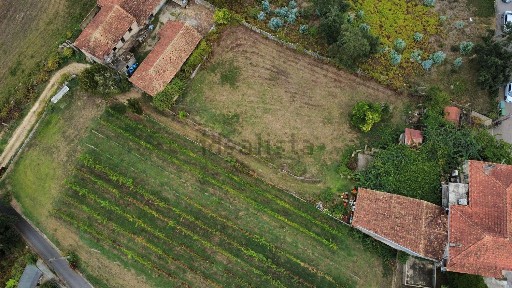 Moradia independente à venda em Monção