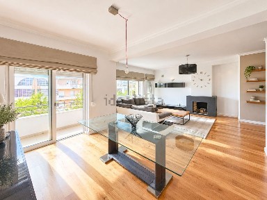 Arrendamento de apartamento T3 na Pragal