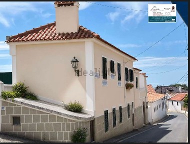 Moradia independente à venda na Avenida Doutor Brandão de Vasconcelos, 118