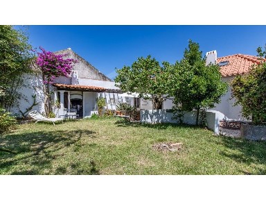 Moradia independente à venda na Ericeira Norte