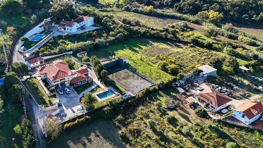 Moradia independente à venda em Castanheira do Ribatejo e Cachoeiras