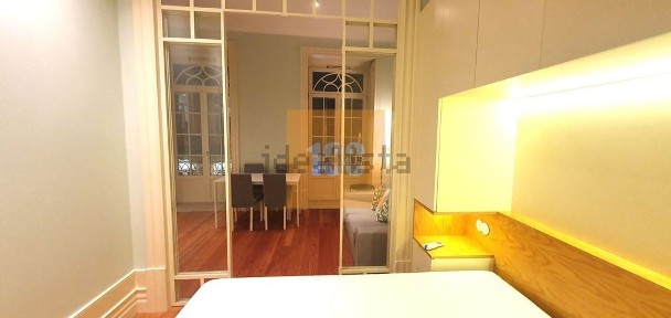 Arrendamento de apartamento T0 na Rua de Cedofeita