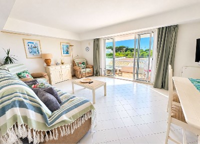 Apartamento T1 à venda no Vale Milho - Vale Centeanes - Algar seco
