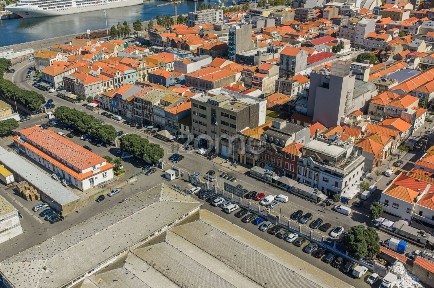 Apartamento T3 à venda na Rua 1º de Dezembro, 419