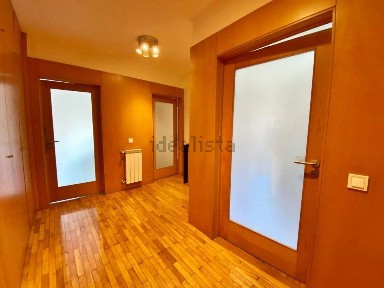 Apartamento T3 à venda na Rua do Mosteiro, 85