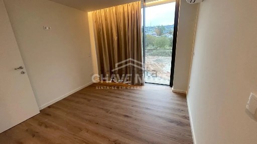 Apartamento T2 à venda na Avenida dos Descobrimentos, 549