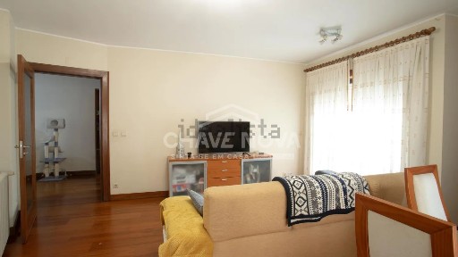 Apartamento T2 à venda no Largo Lavandeira