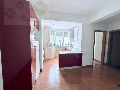 Arrendamento de apartamento T1 na Avenida Dom José I