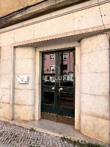 Arrendamento de apartamento T4 em Entrecampos
