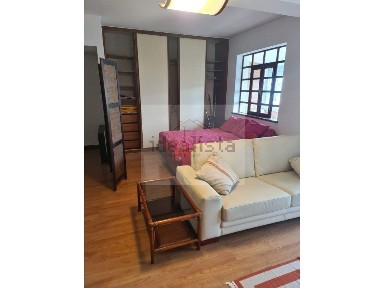 Arrendamento de apartamento T0 no Centro do Estoril