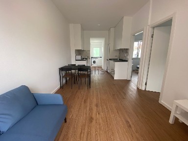 Arrendamento de apartamento T2 na Rua 1º de Dezembro