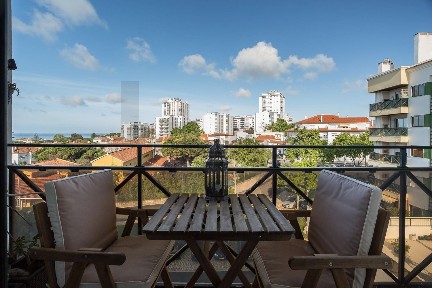 Arrendamento de apartamento T3 na Rua Consul Aristides de Sousa Mendes s/n