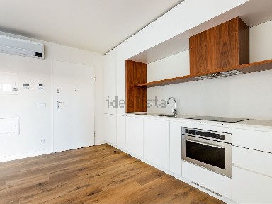 Arrendamento de apartamento T0 em Santa Clara