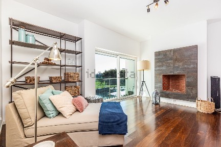 Arrendamento de apartamento T2 na Rua Daciano Costa, 2