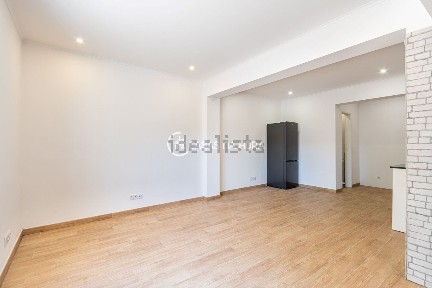 Arrendamento de apartamento T2 na Rua Cedros s/n