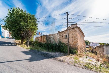 Moradia independente à venda em Dois Portos